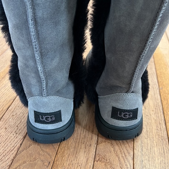 UGG Women Sunburst Tall boots - Picture 12 of 16